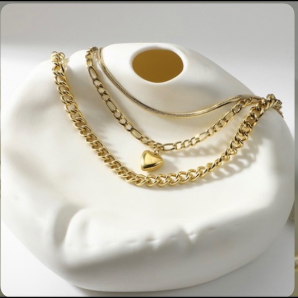 Heart Pendant Multi layer Necklace - Picture 2 of 4